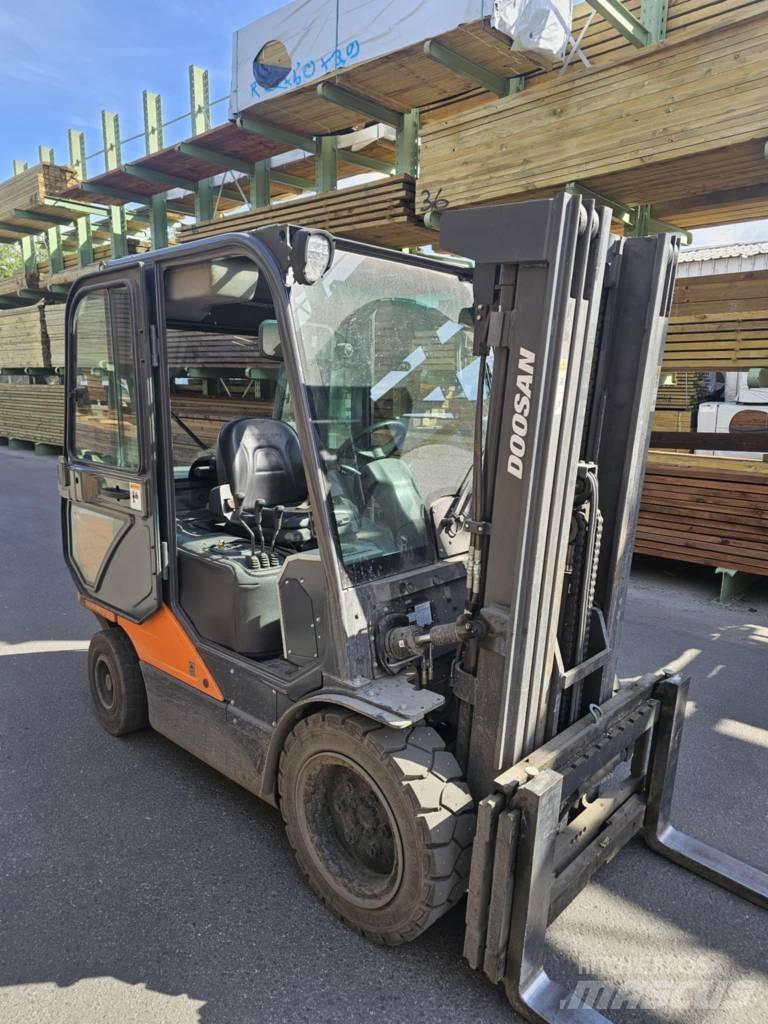Daewoo Doosan D35C - 7 Dieselstapler