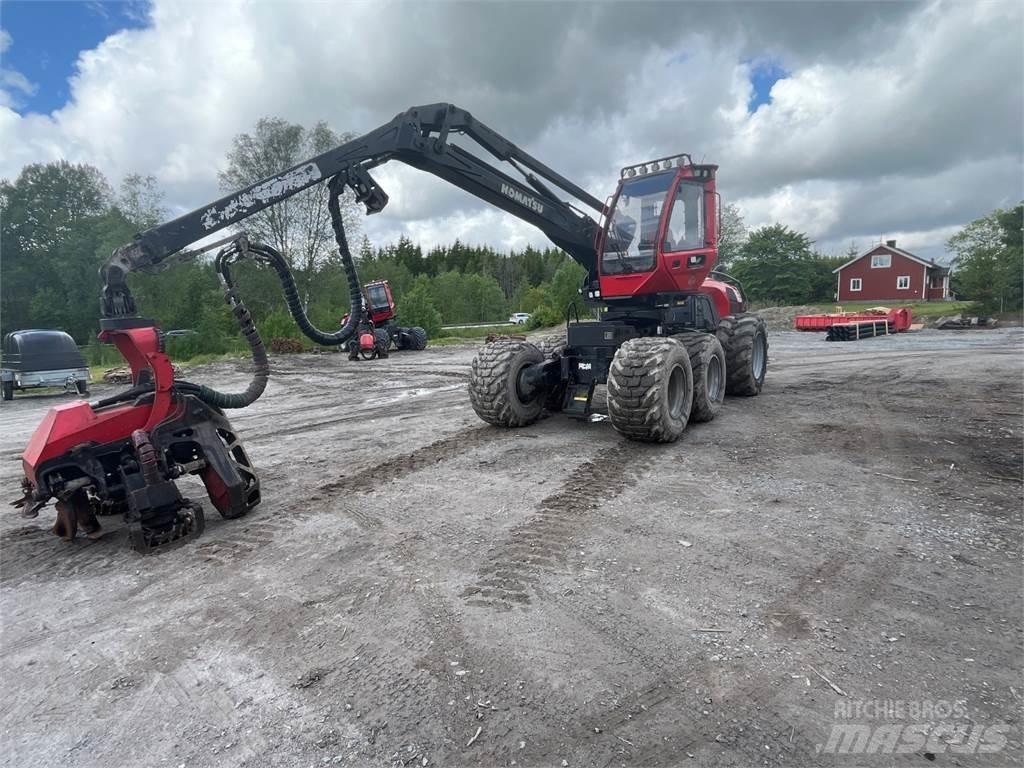 Komatsu 931 Harvester