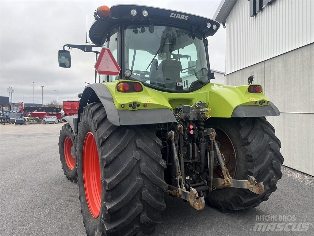 CLAAS Arion 620 Traktoren