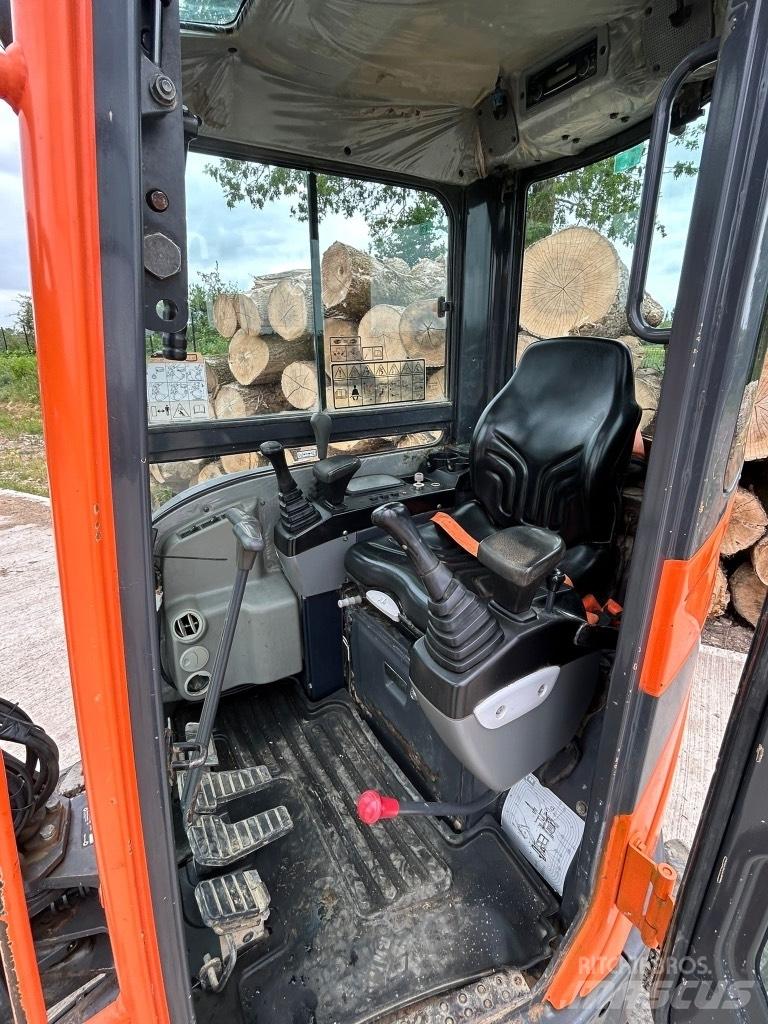 Doosan DX 27 Z Minibagger < 7t