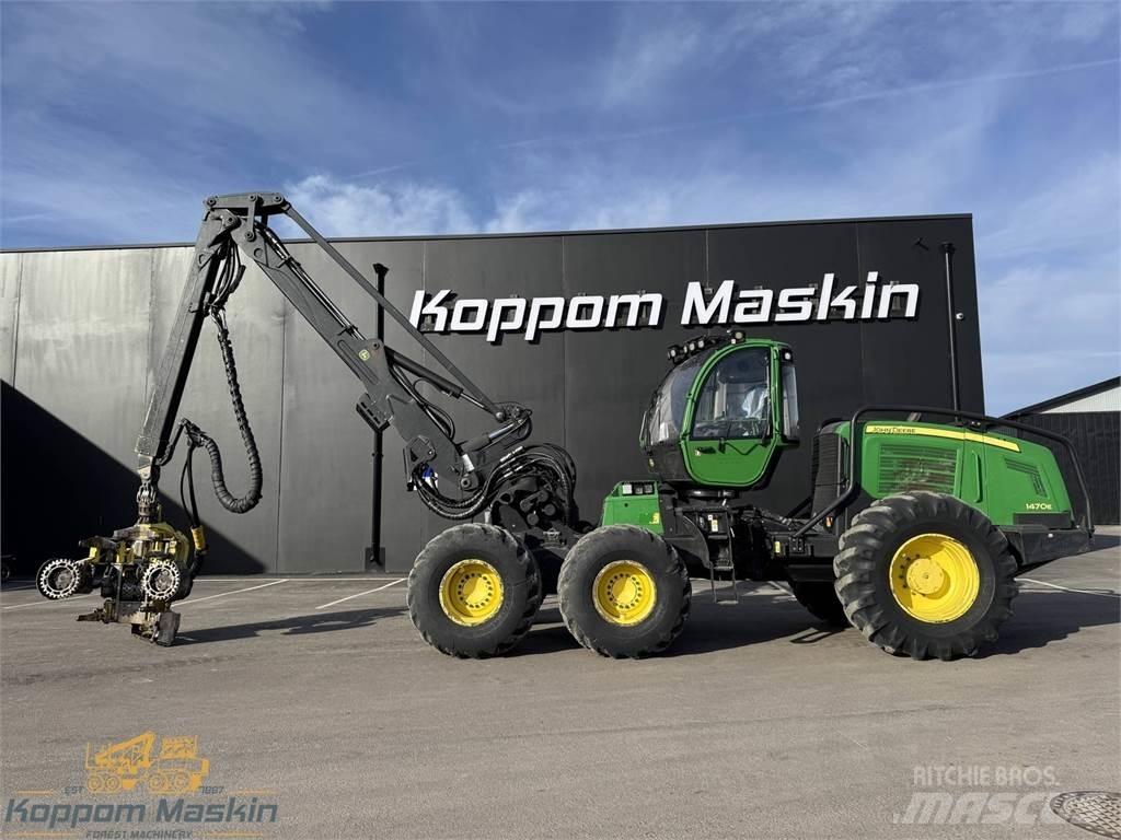 John Deere 1470E Harvester