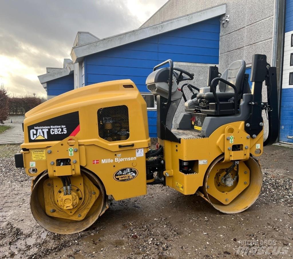 CAT CB 2.5 Tandemwalzen