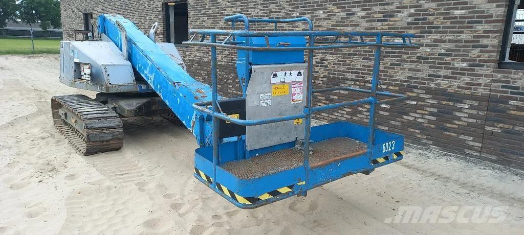 Aichi SR 12 B Teleskopbühnen