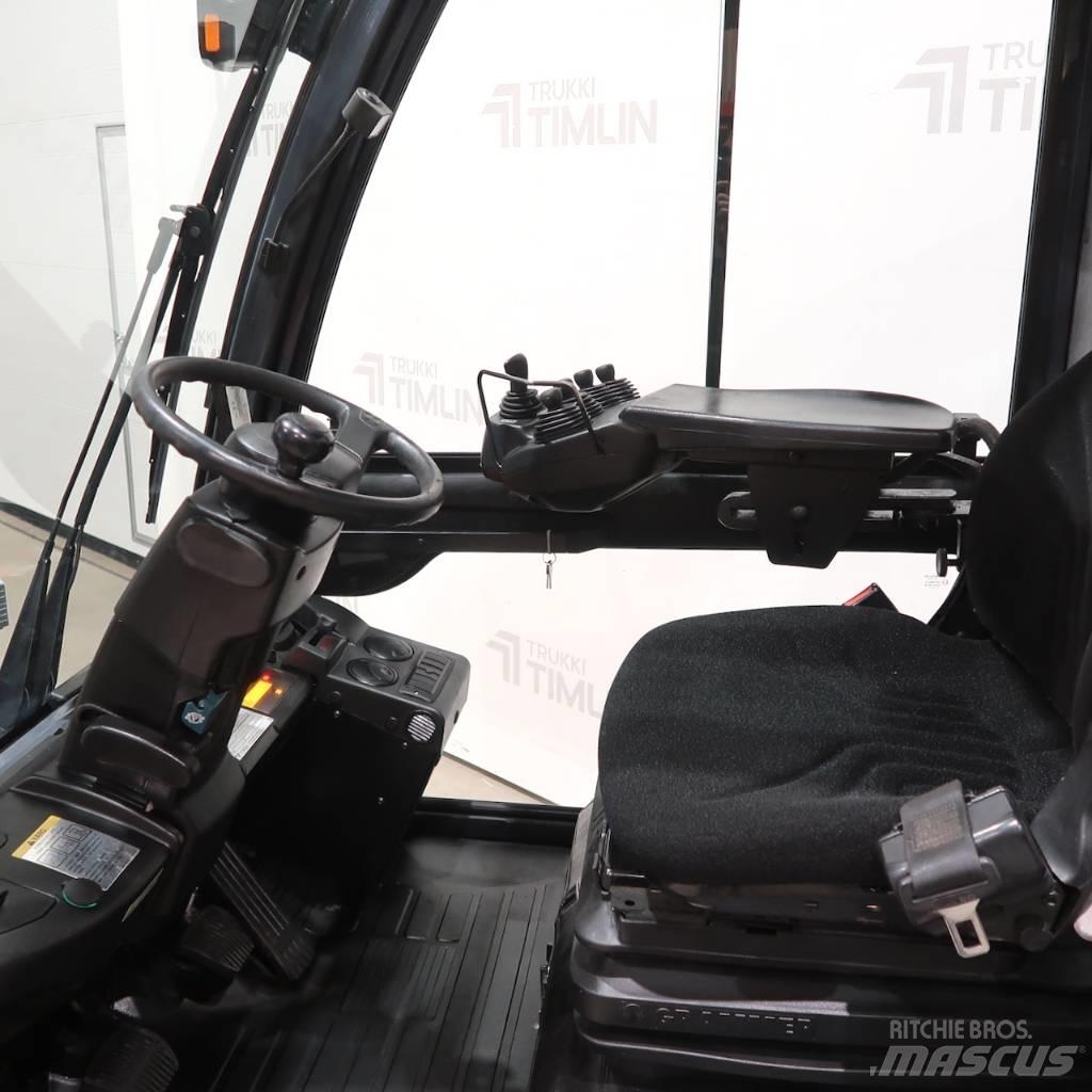 Toyota 52-8FDF25 Dieselstapler