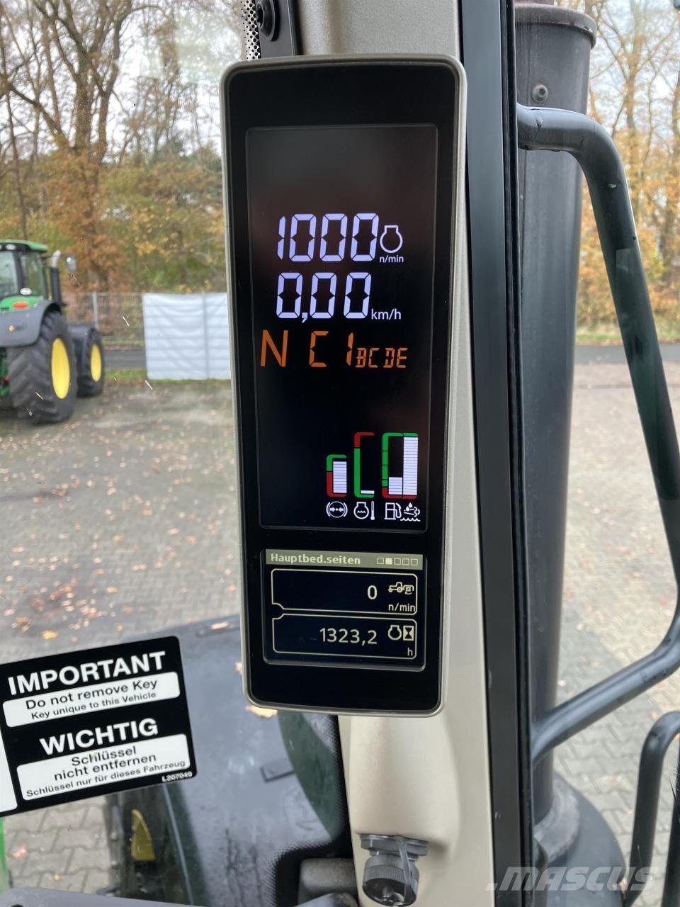 John Deere 6195M Traktoren