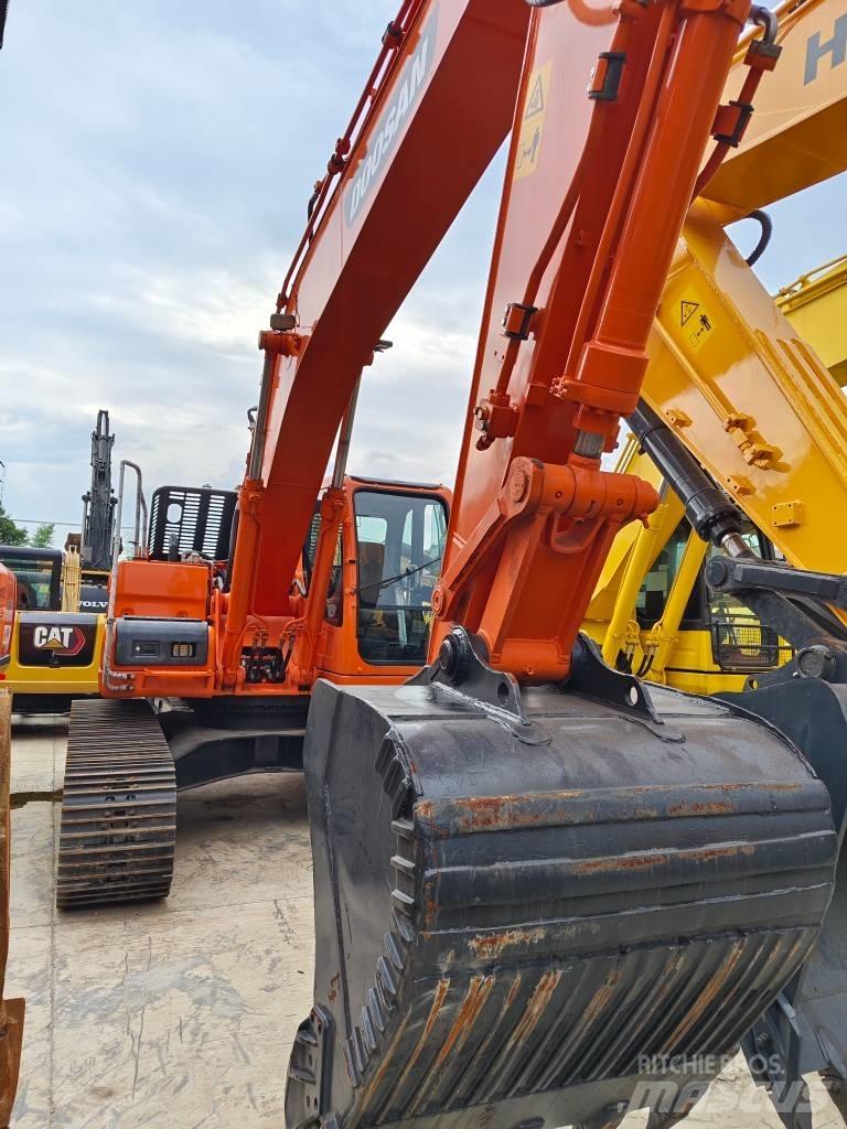 Doosan DX 225 LC-9C Raupenbagger