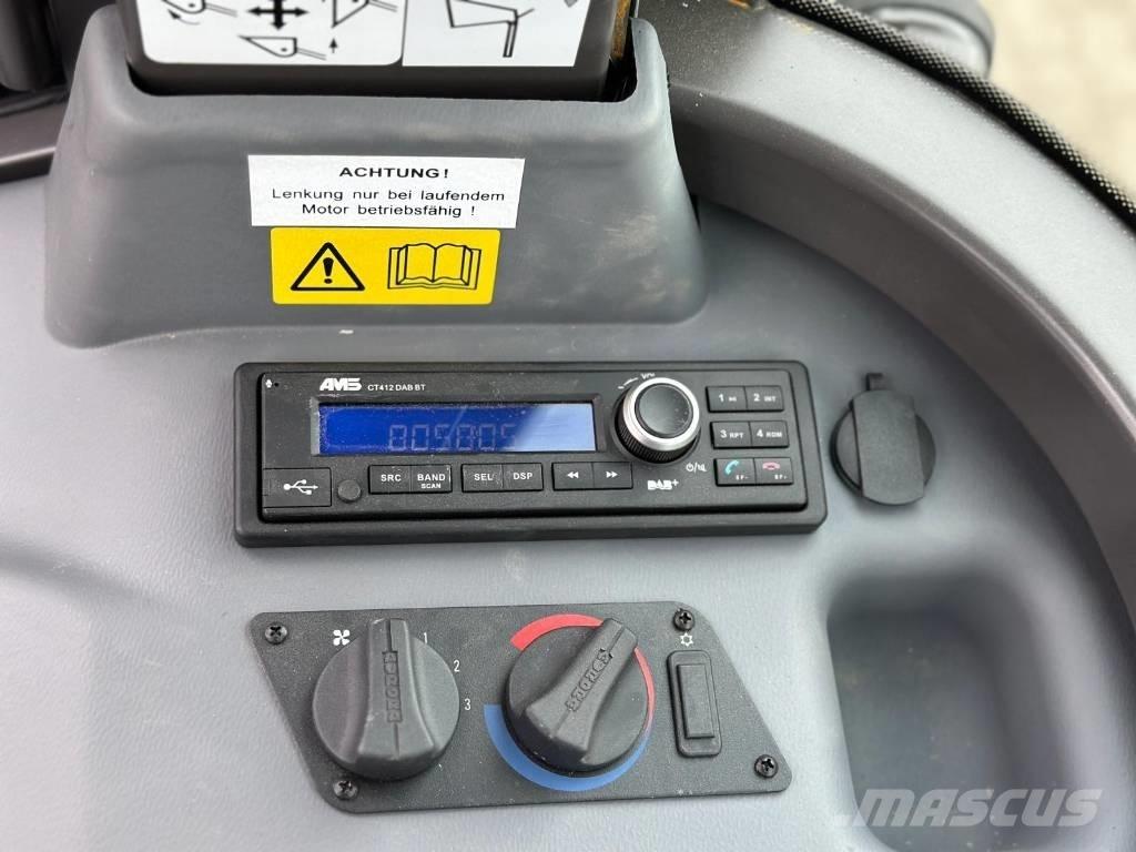 Mecalac AX 700 Radlader