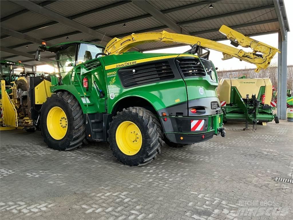 John Deere 9900i Feldhäcksler