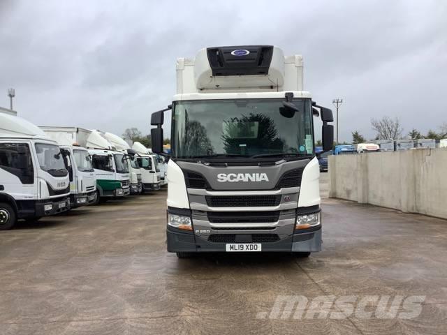Scania P 250 Kühlkoffer
