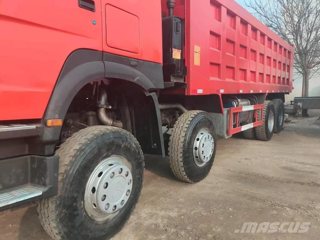 Howo 371 8x4 Kipper
