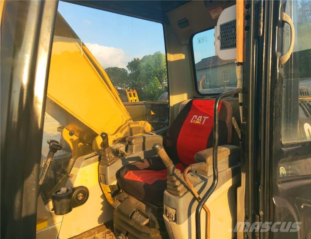 CAT 325D Raupenbagger