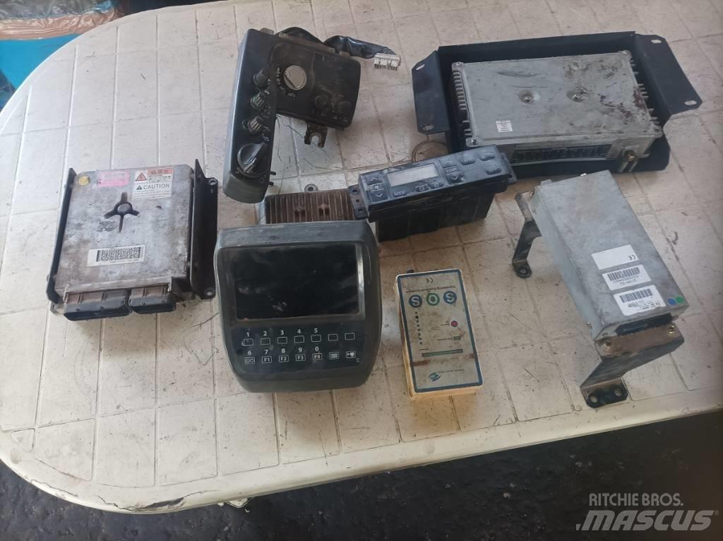Hitachi ZX 350 LC-6 Elektronik