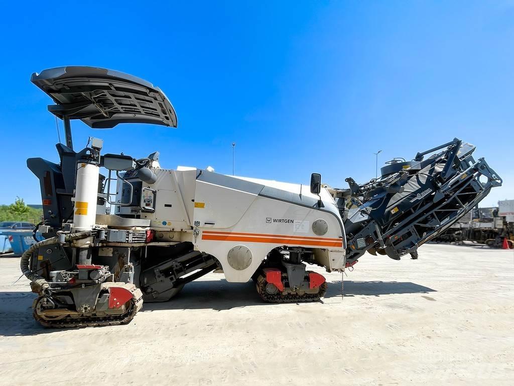 Wirtgen W 100 FI Asphaltfräsen