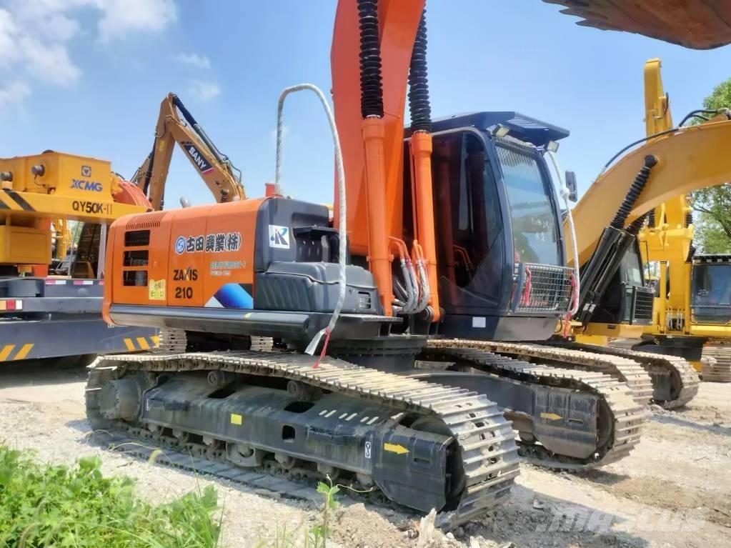 Hitachi ZX 210 Raupenbagger