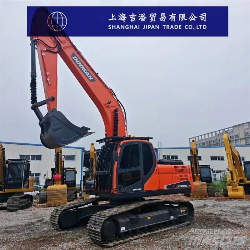 Doosan DX 225 Raupenbagger