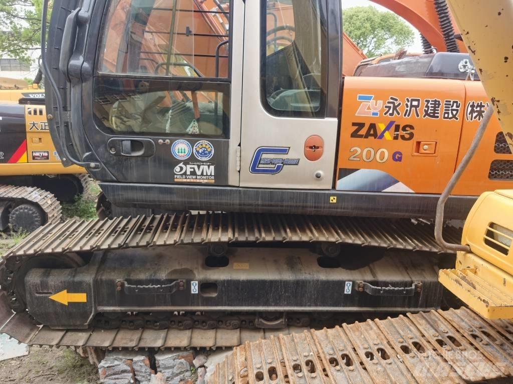 Hitachi ZX 200 Raupenbagger