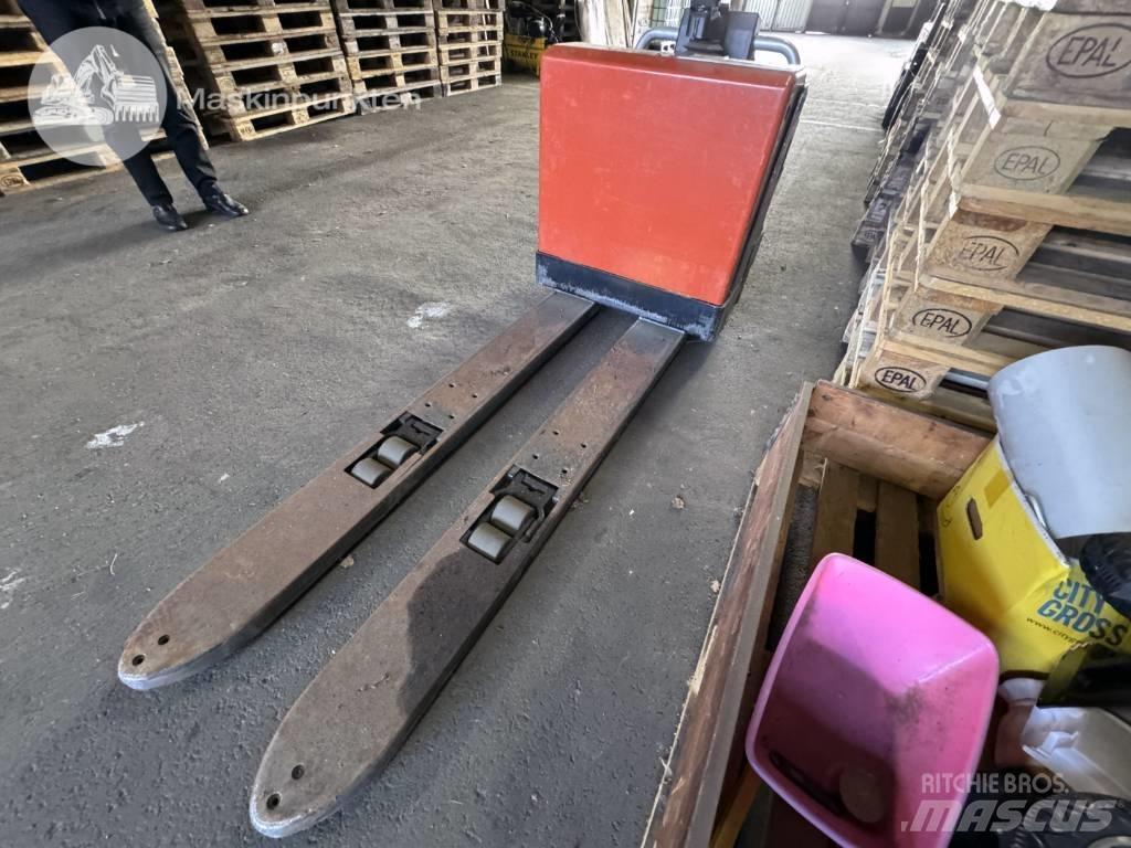 BT LPE 200 Gabelstapler mit Fahrerstand