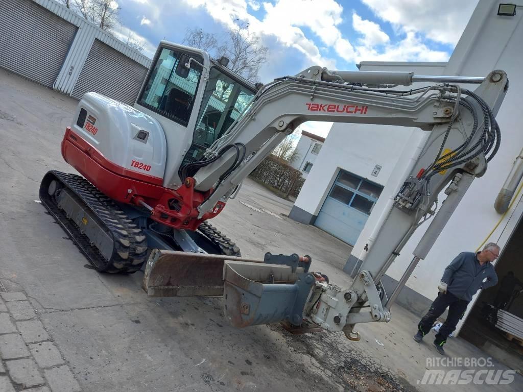 Takeuchi TB 240 Minibagger < 7t