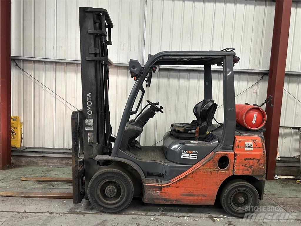 Toyota 02-8FGF25 Gasstapler