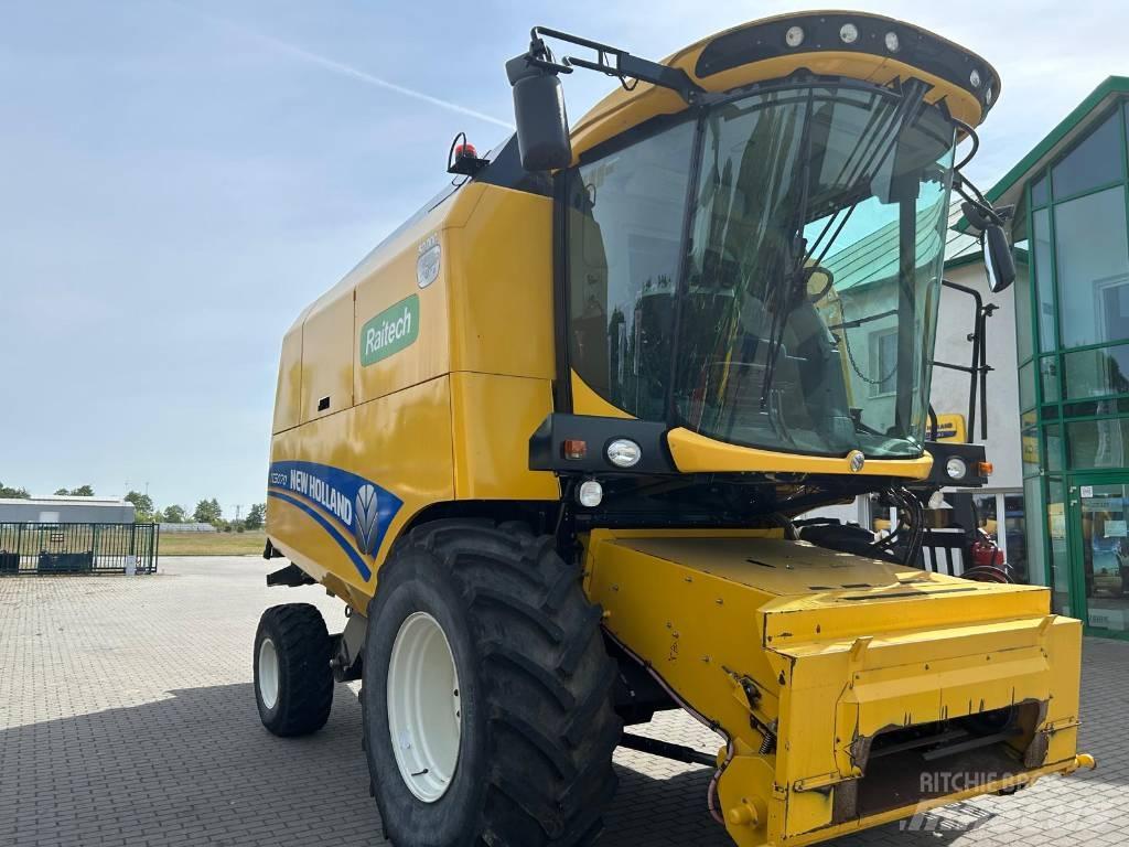 New Holland TC 5070 Mähdrescher