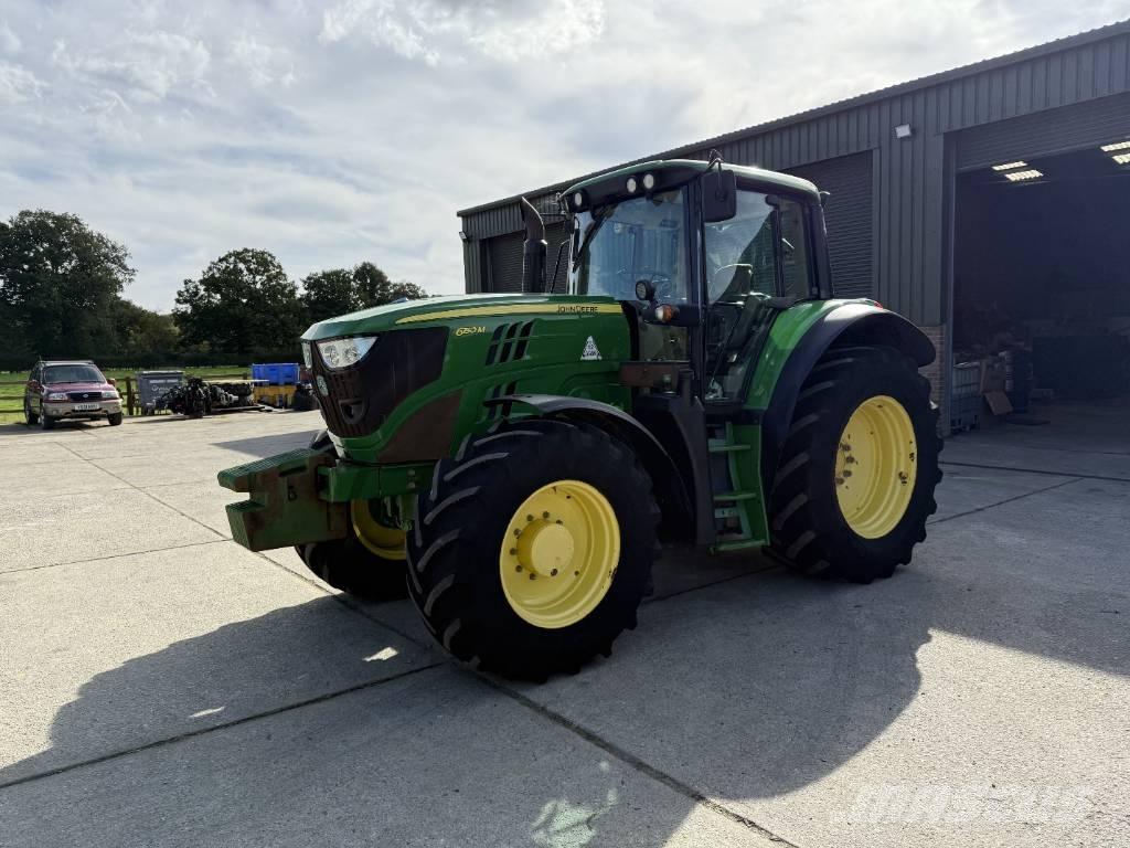 John Deere 6150 M Traktoren
