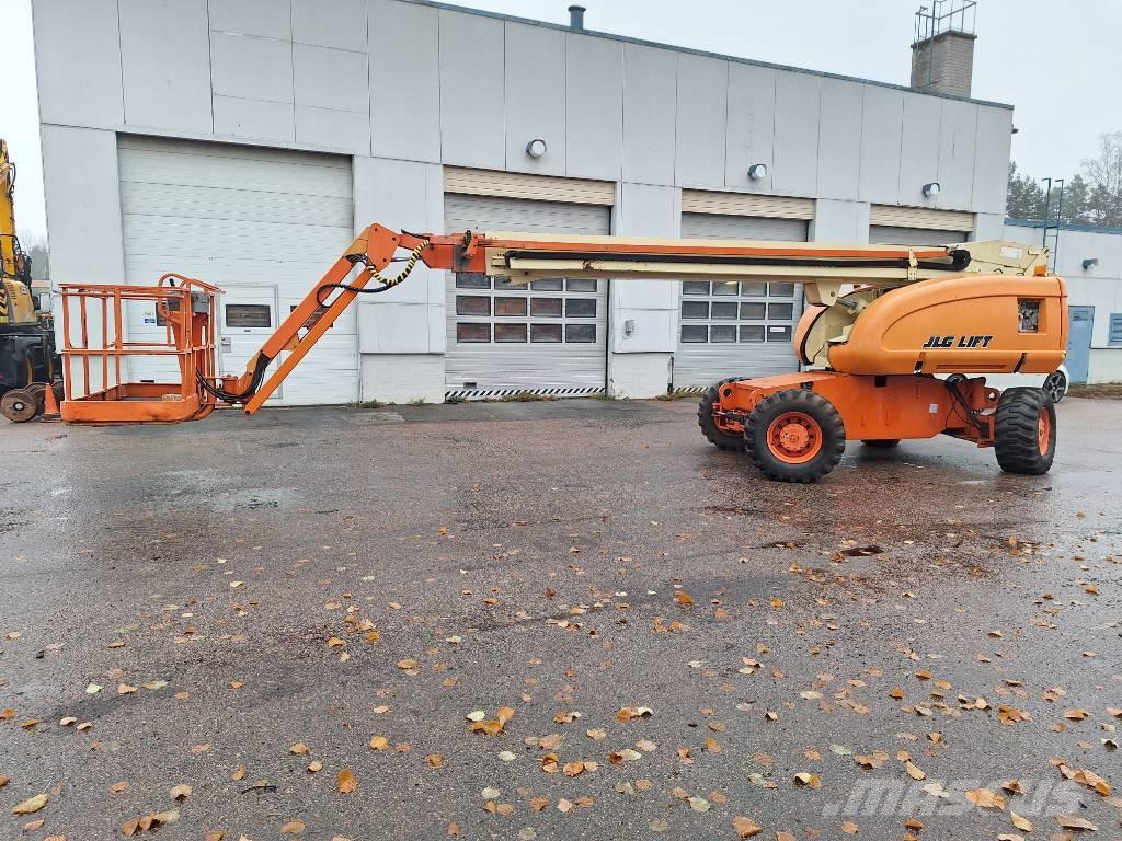 JLG 660 SJ 4x4x4 Gelenkteleskoparbeitsbühnen