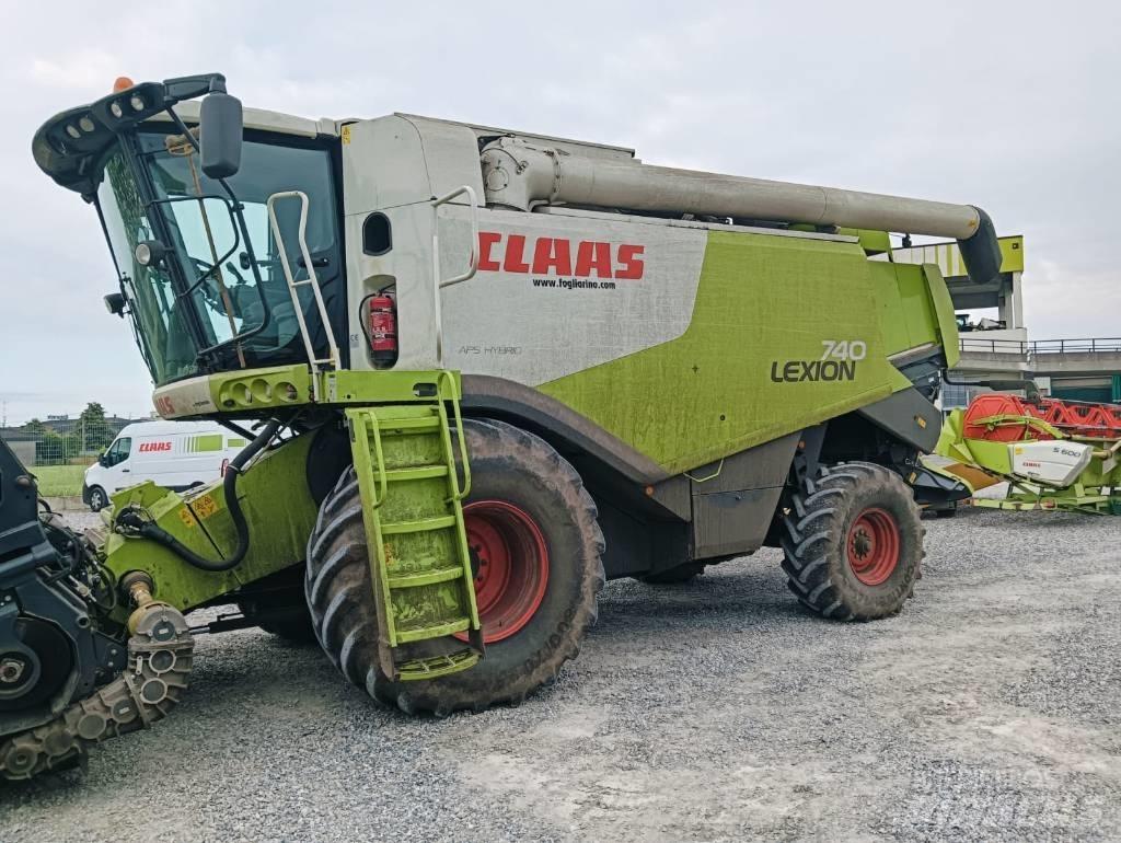 CLAAS Lexion 740 Mähdrescher