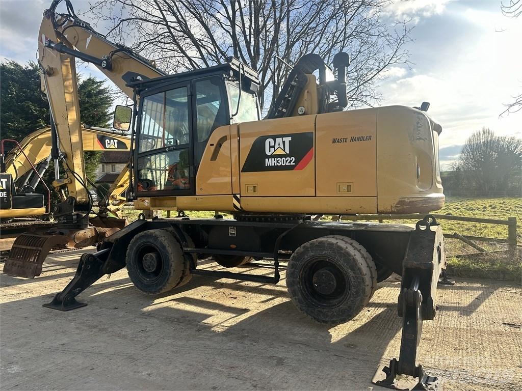 CAT MH3022 Sonstige Flurförderzeuge