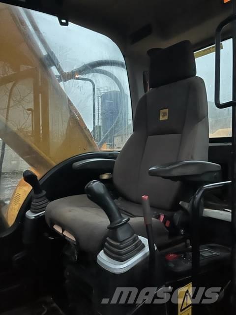 JCB JS 220 LC Raupenbagger