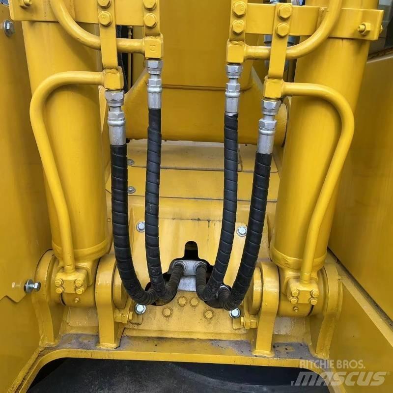 Komatsu PC 138 Raupenbagger