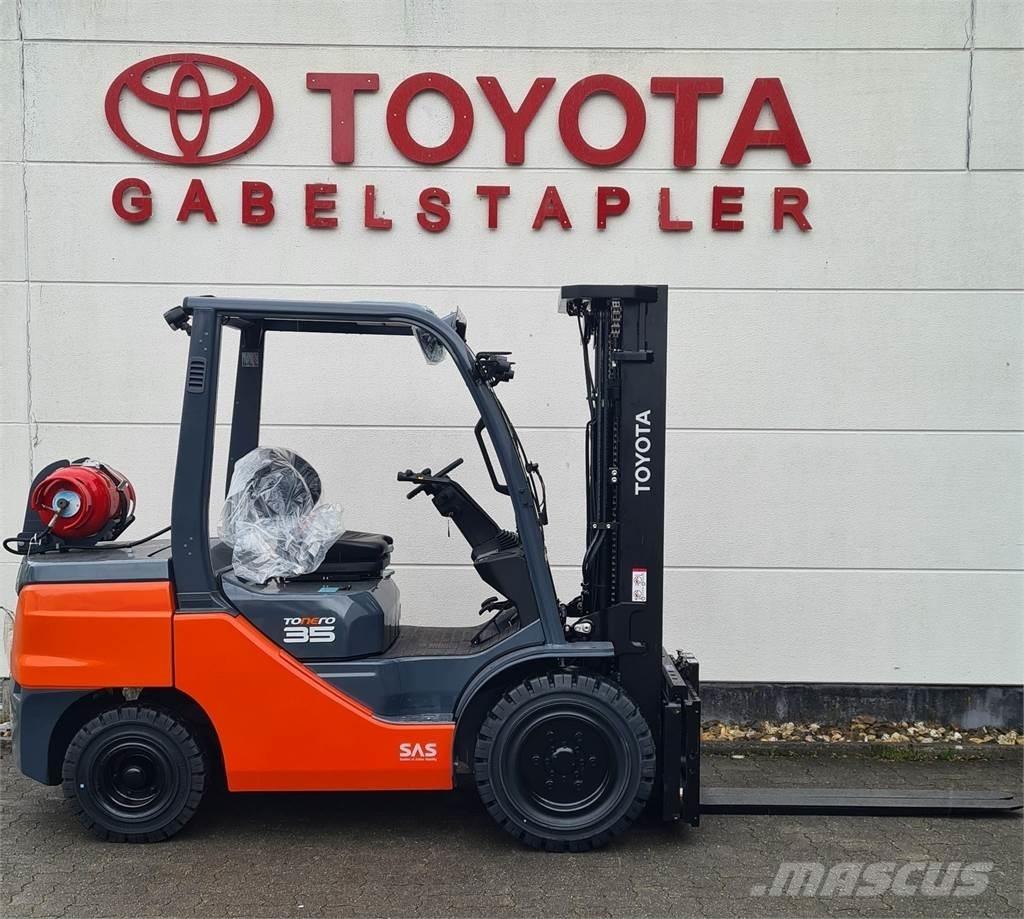 Toyota 02-8FGJF35 Gasstapler