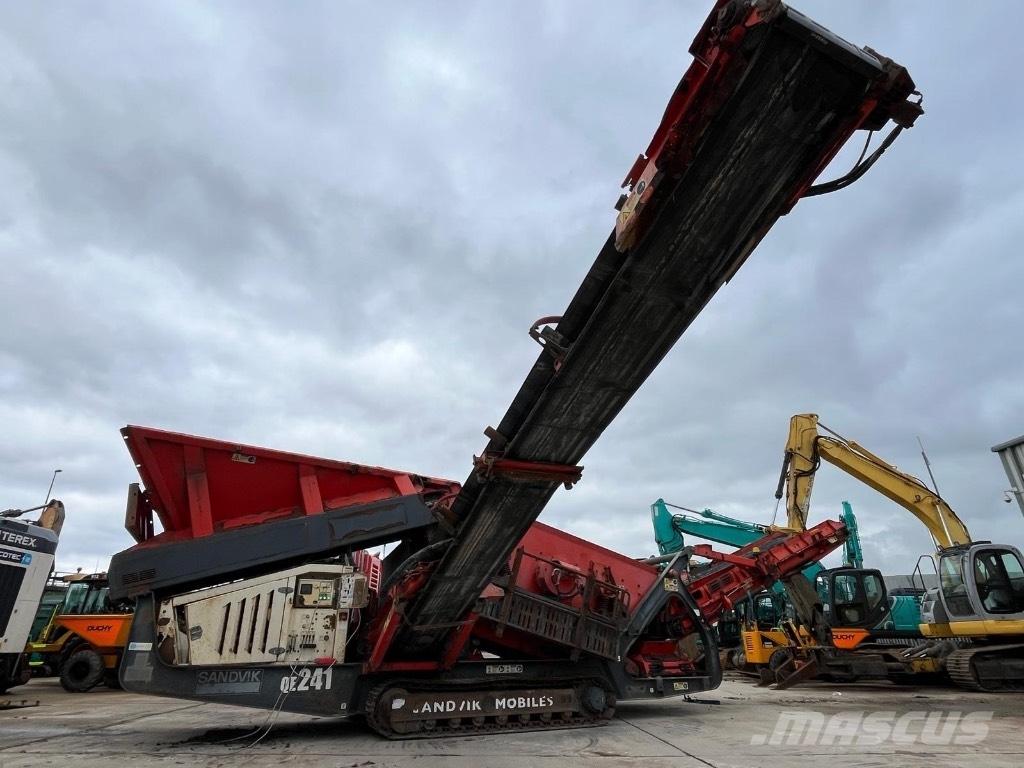 Sandvik QE 241 Sieb- und Brechanlagen