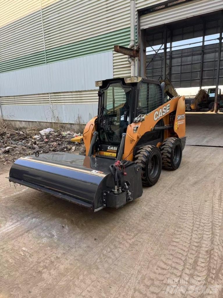 CASE SR 175 Kompaktlader