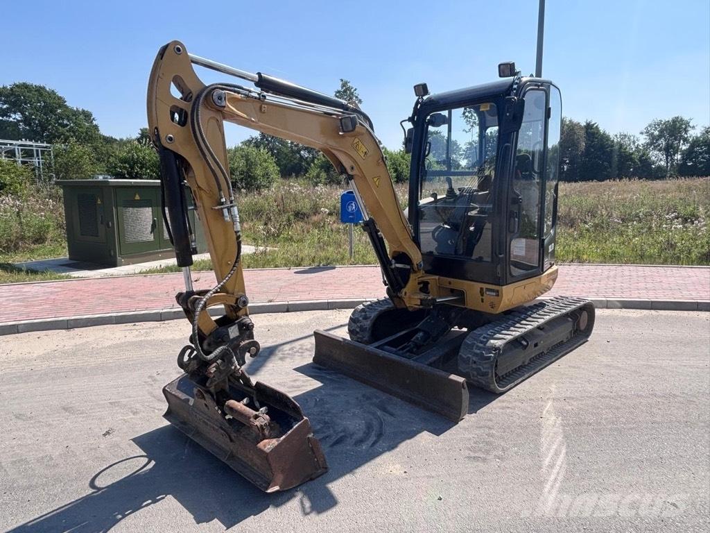 CAT 302.7D Minibagger < 7t