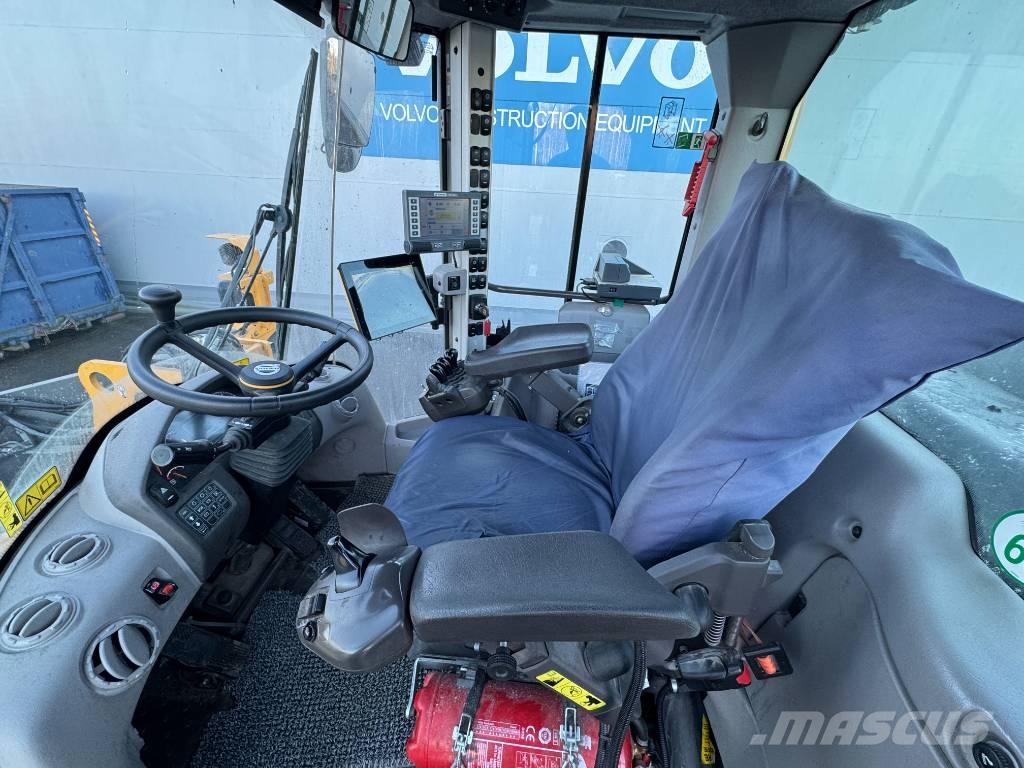 Volvo L 120 H Radlader