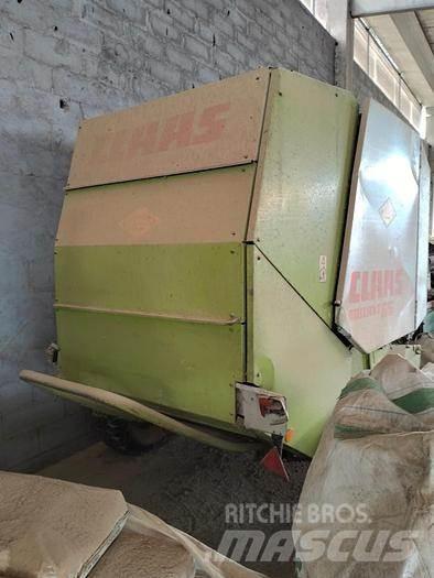 CLAAS ROLLANT66 Rundballenpressen