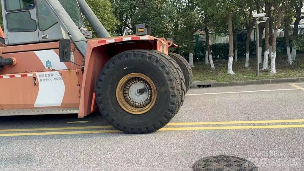Kalmar M 517 Reach-Stacker