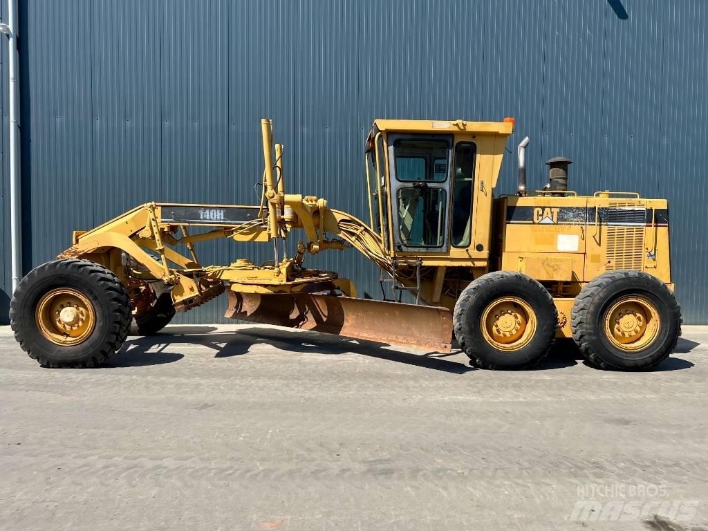 CAT 140H Grader