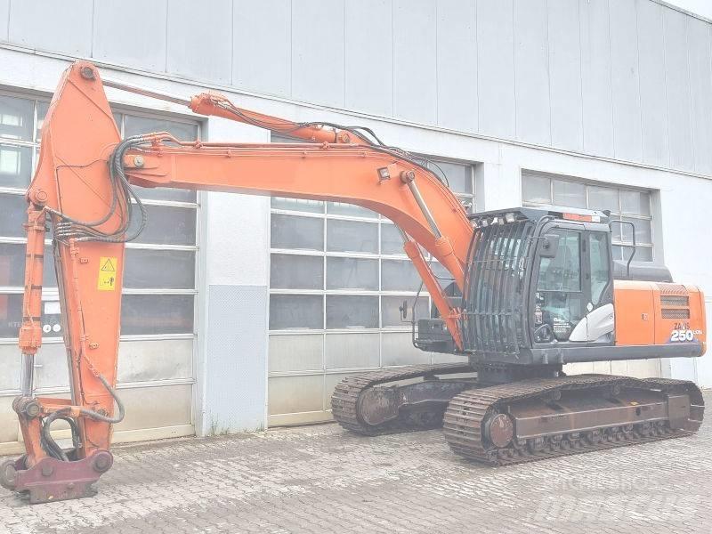 Hitachi ZX 250 LCN-6 Raupenbagger