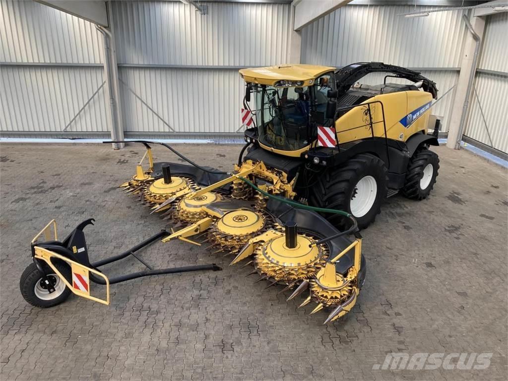 New Holland FR700 Selbstfahrende Häcksler
