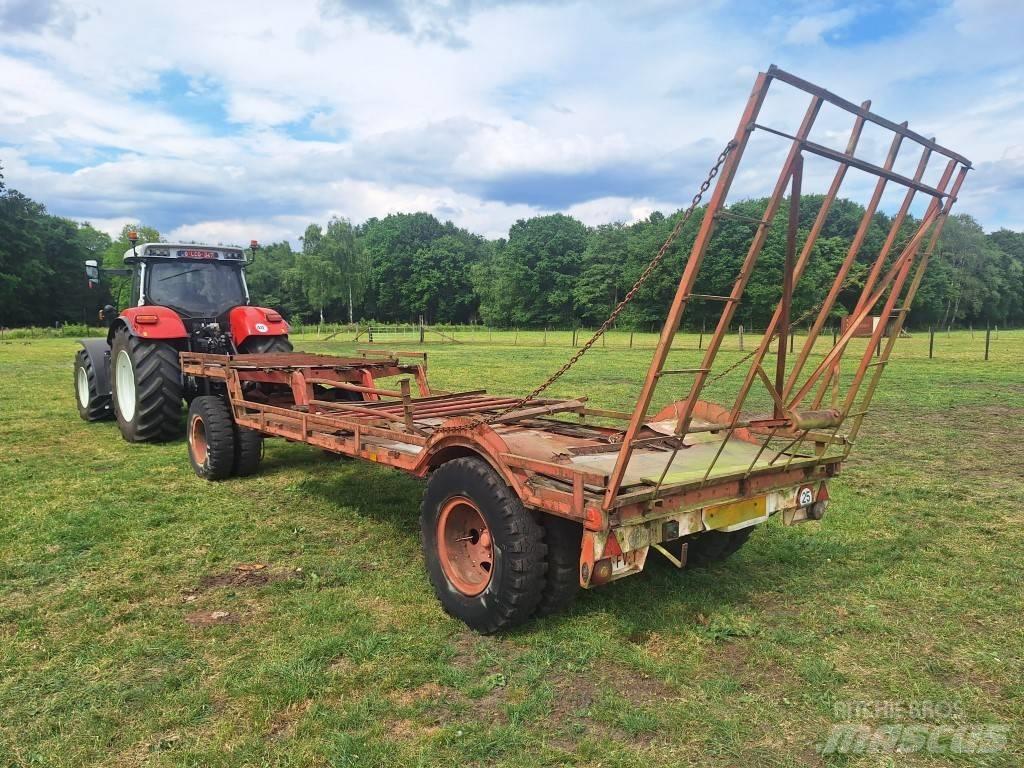  Strowagen 710 Ballenanhänger