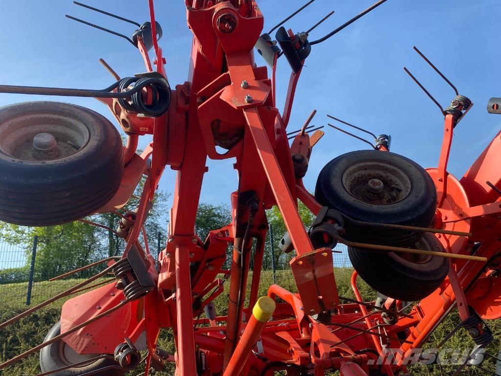 Kuhn GF8702T GII Kreiselheuer/-wender