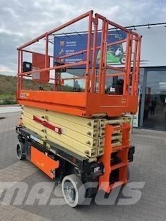 JLG 4045R Scheren-Arbeitsbühnen