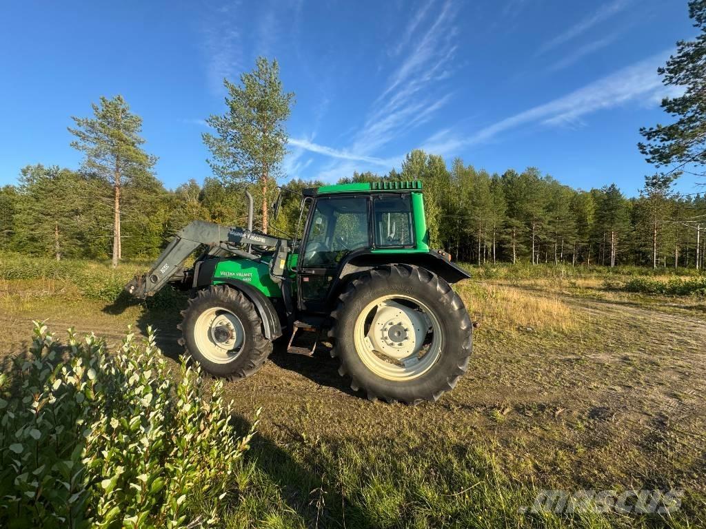 Valtra Valmet 6400 Traktoren