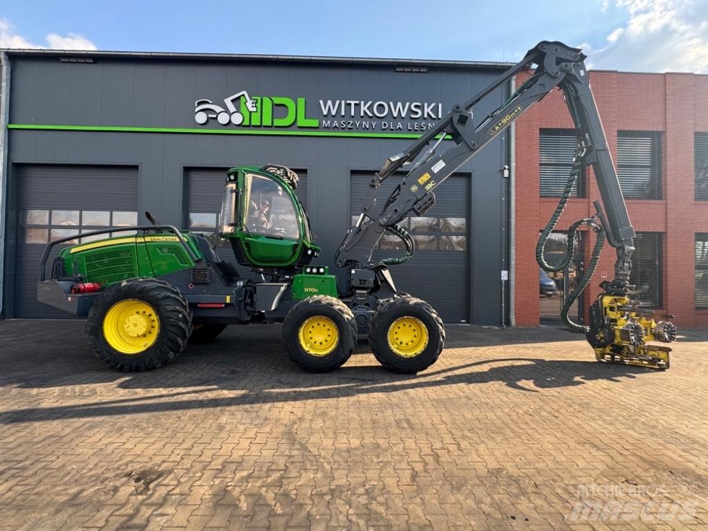 John Deere 1170G Harvester