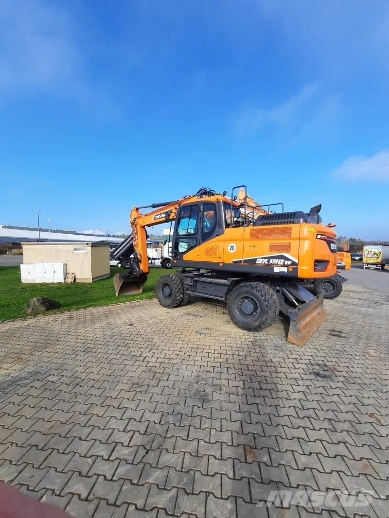 Develon DX190W-7 Sonstige Landmaschinen