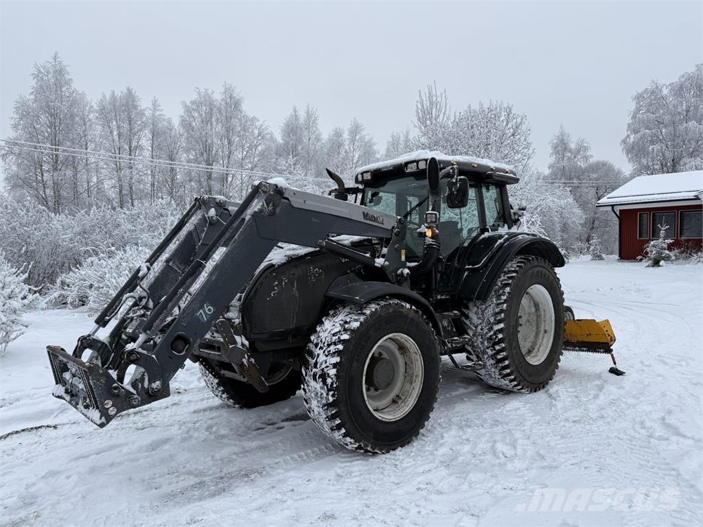 Valtra T191 Traktoren