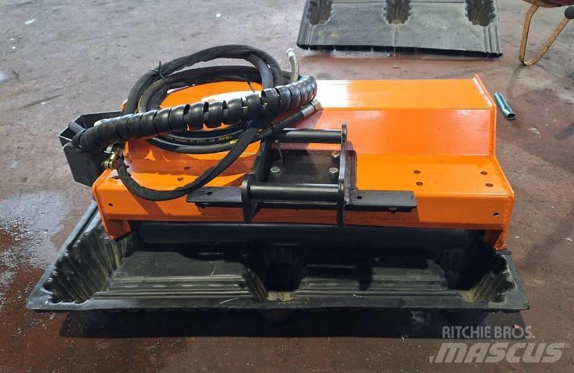  AM80 Piennarmurskain Heckenschneider