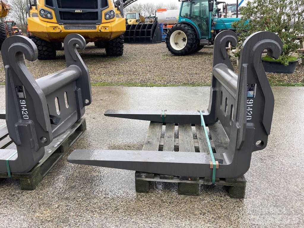 Volvo L 120 H Gabeln
