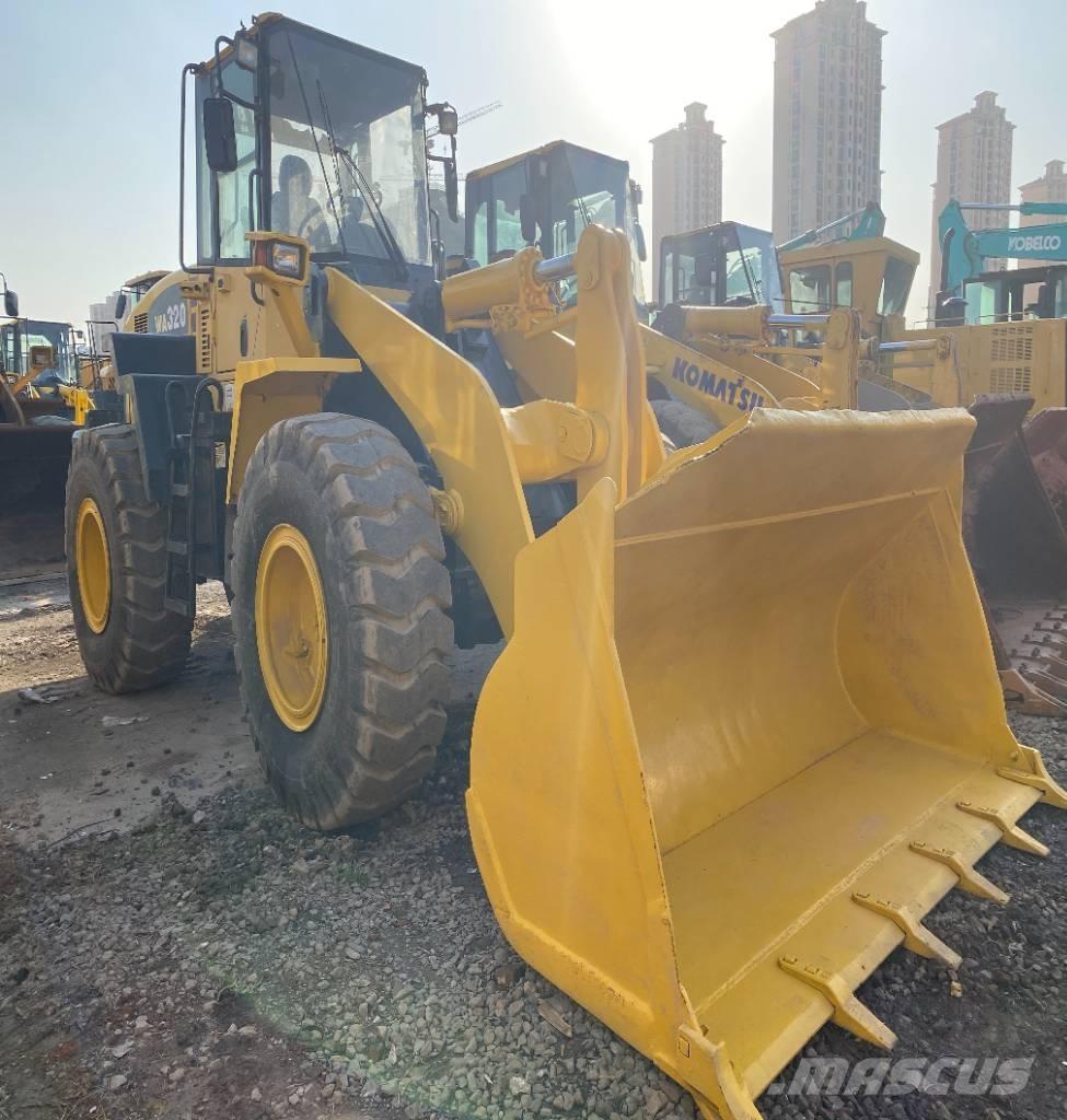 Komatsu WA 320-5 Radlader